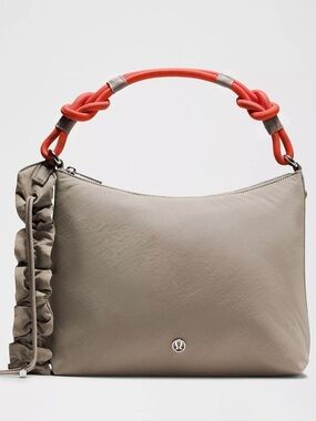 Lululemon Convertible Crossbody Bag 6.5L